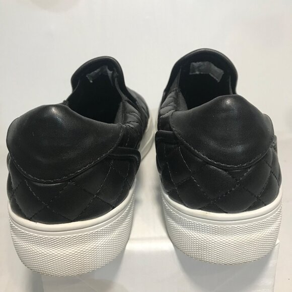 ShoeDazzle Sneakers Women's Quilted Slip-On Shoes Black Size 10 - Picture 2 of 9